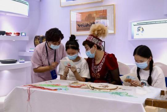 2022年“新疆是个好地方”对口援疆19省市非遗展在疆开幕