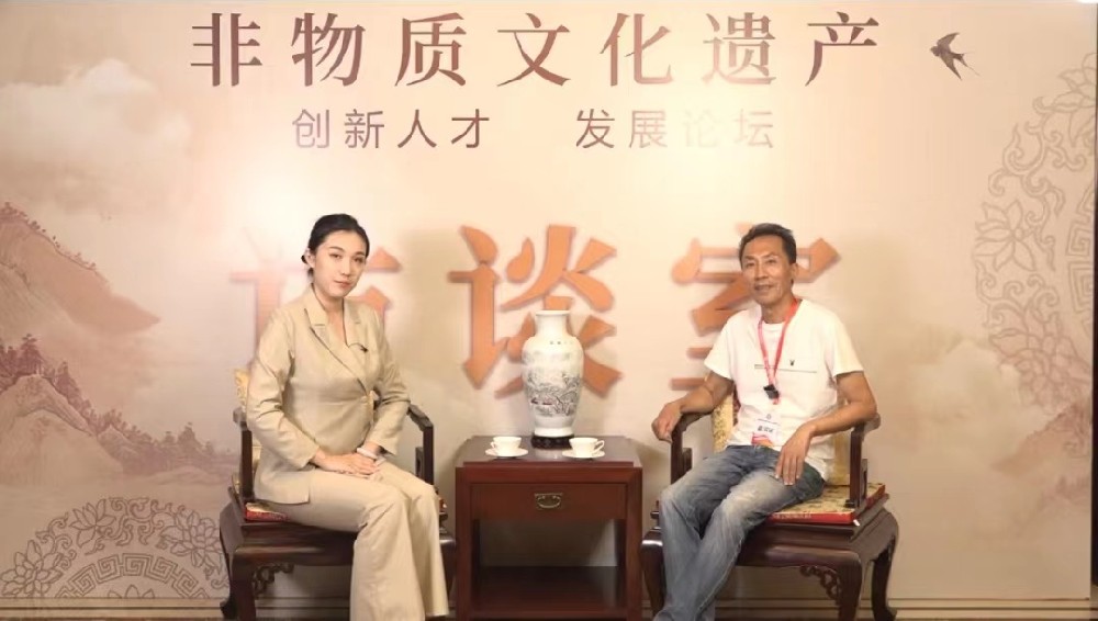 非遗创新人才发展论坛--向杰