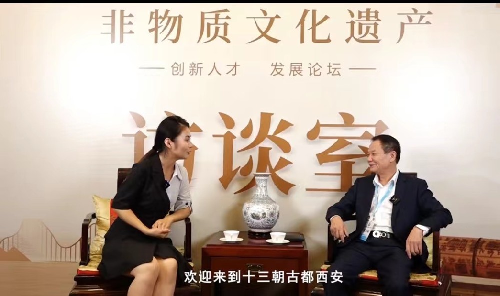 著名书法家杨文才--受邀参加非遗创新人才发展论坛