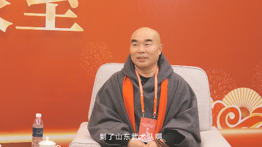 著名书法家韩小龙受邀出席非遗保护发展年会暨非遗春节联欢晚会